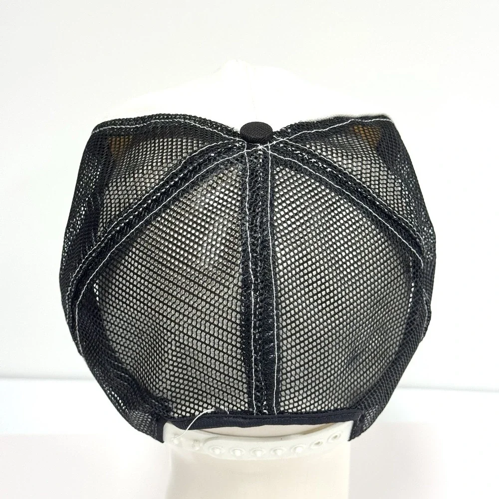 Vintage hat preowned
